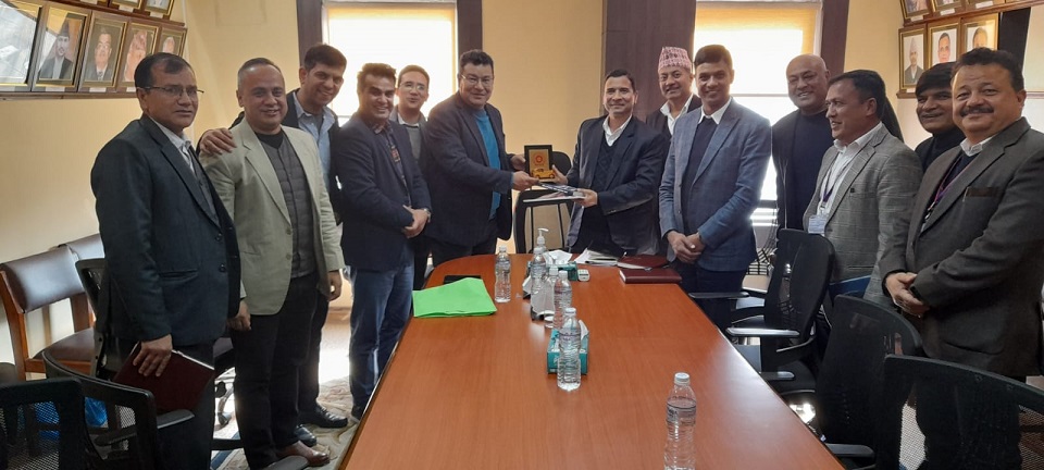 भन्सार विभागका महानिर्देशकसँग सवारी साधनहरूको भन्सार जाँचपासका सम्बन्धमा छलफल